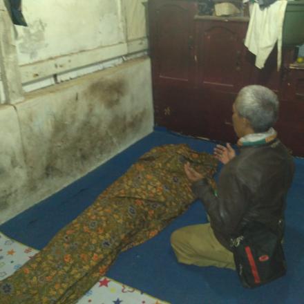 Album : PEJABAT MELAYAT WARGA YG MENINGGAL DUNIA